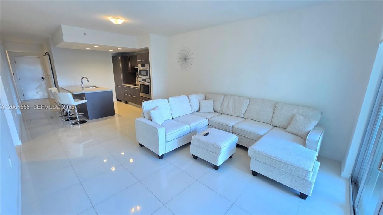 7825 NW 107th Ave, Unit 318, Doral, FL 33178 Photo