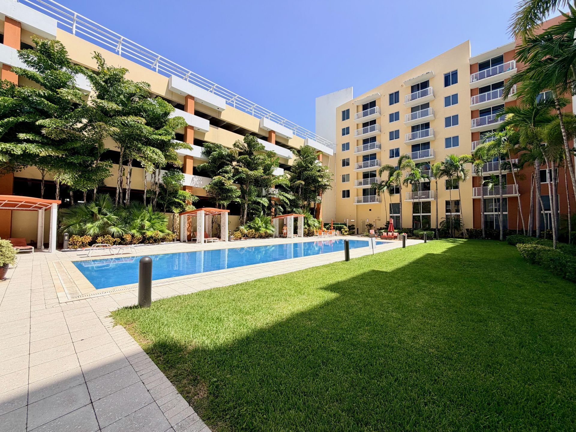 2775 NE 187th Street, Unit 505, Miami, FL 33180 Photo