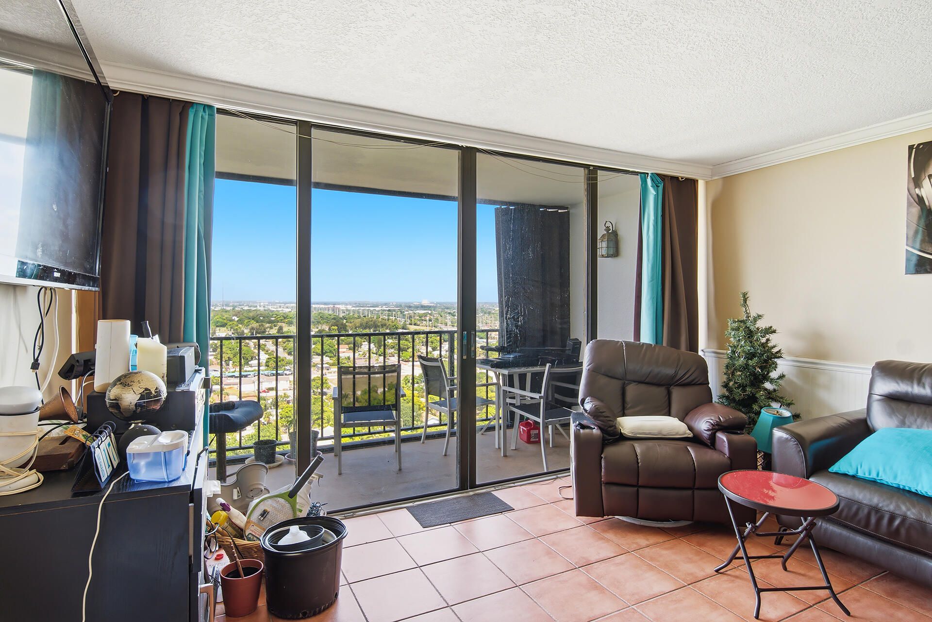 5600 N Flagler Drive, Unit 2202, West Palm Beach, FL 33407 Photo