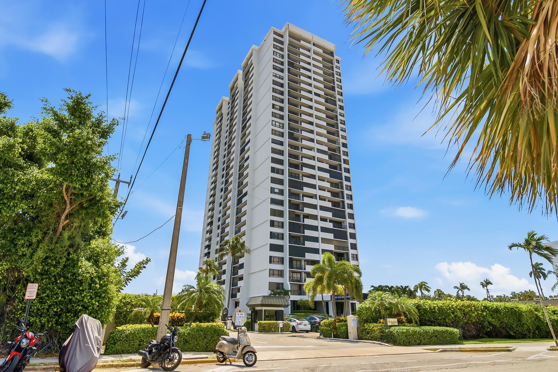 5600 N Flagler Drive, Unit 2202, West Palm Beach, FL 33407 Photo