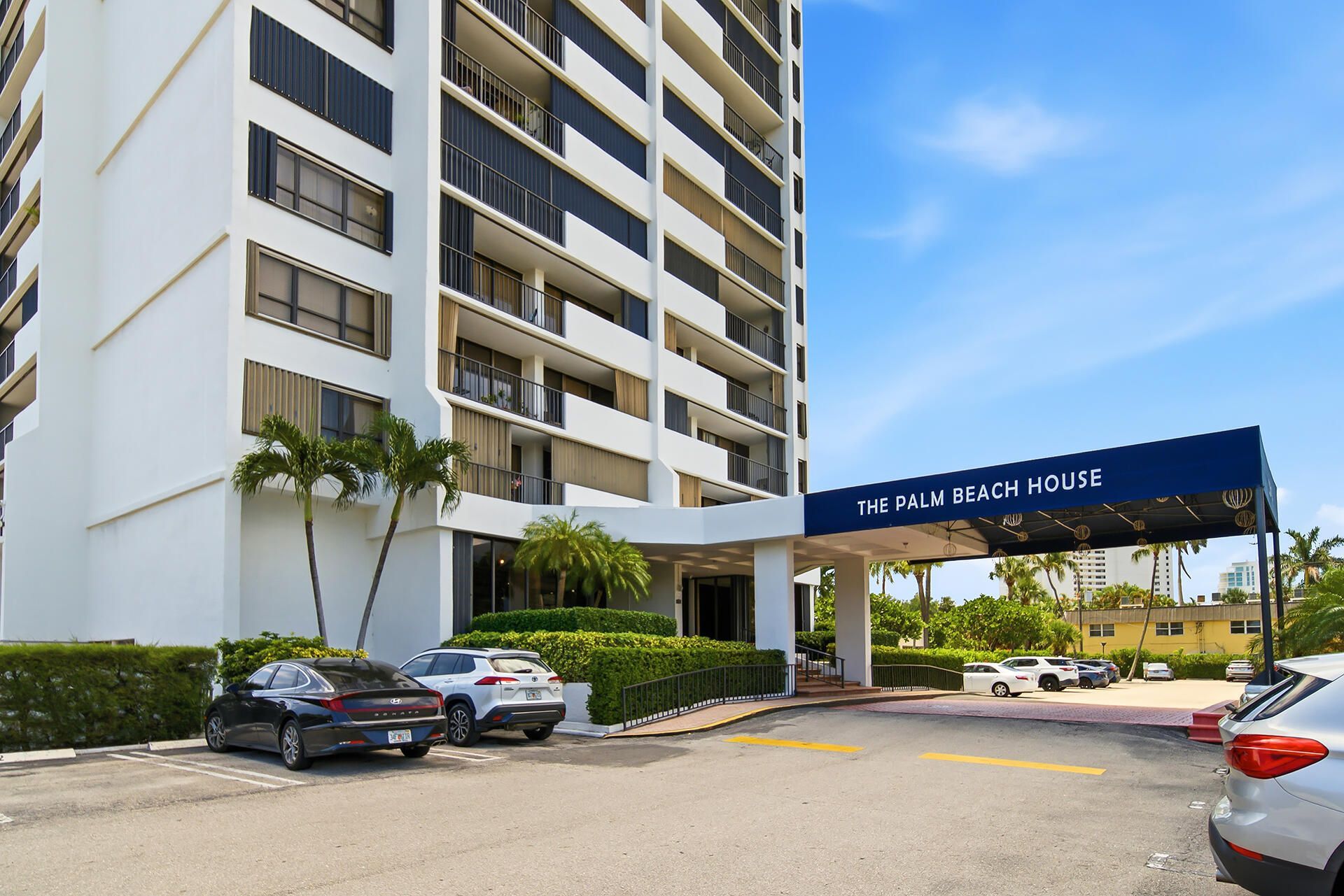 5600 N Flagler Drive, Unit 2202, West Palm Beach, FL 33407 Photo