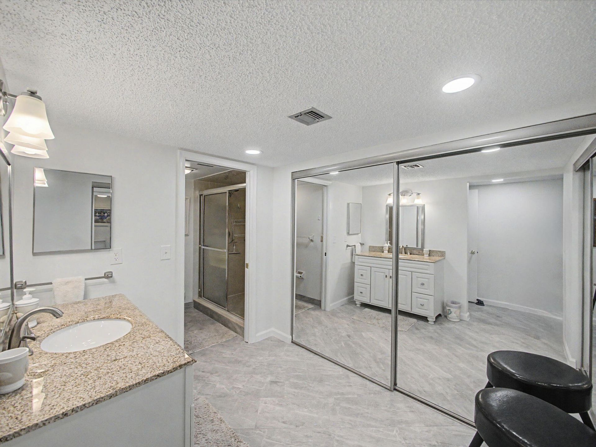 5132 SE Club Way, Unit 202, Stuart, FL 34997 Photo