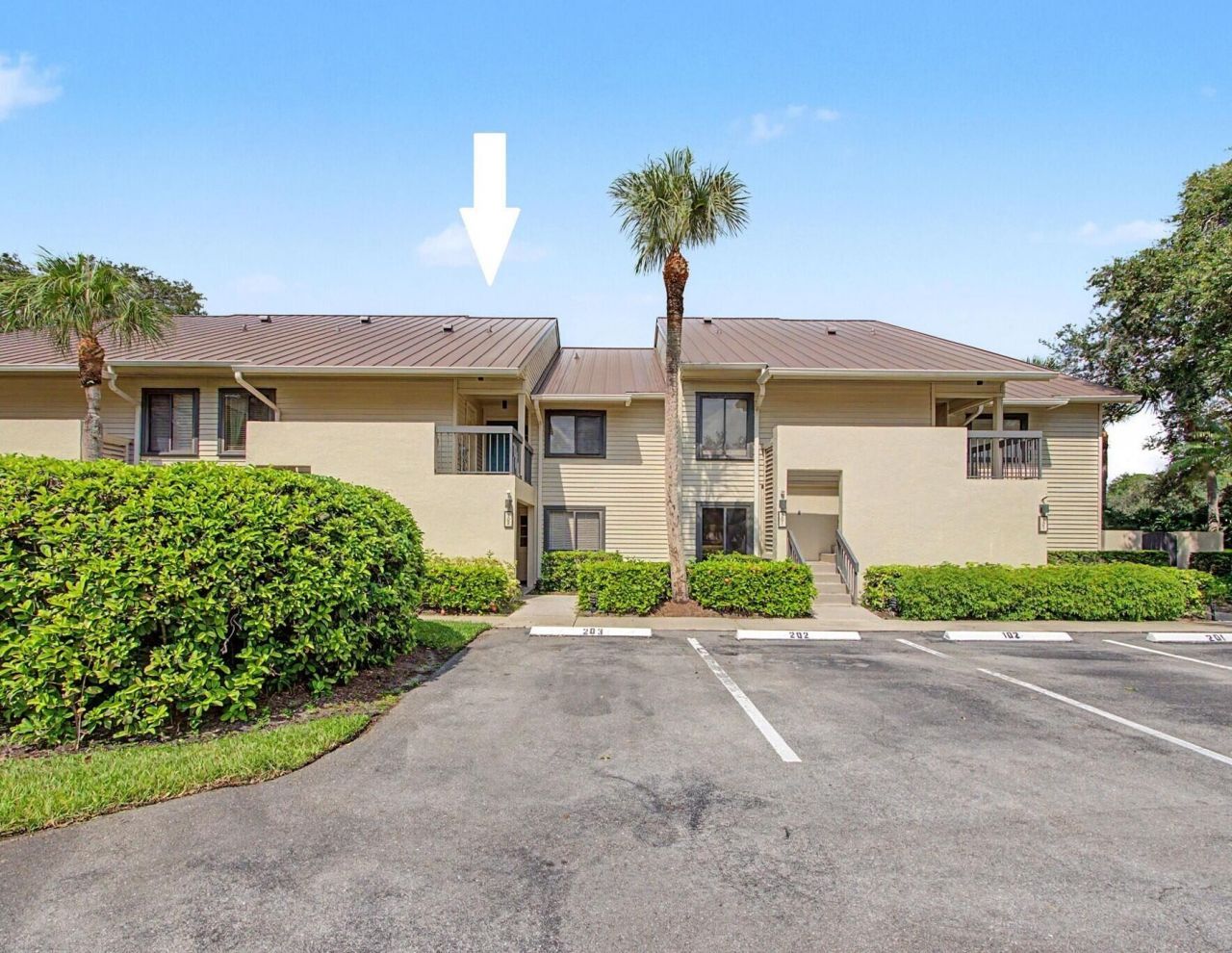 5132 SE Club Way, Unit 202, Stuart, FL 34997 Photo