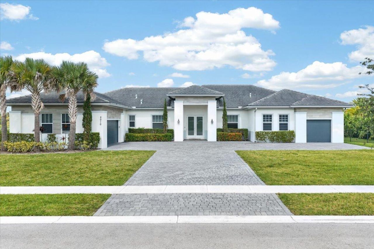 2010 Meadows Drive, Davie, FL 33324 Photo