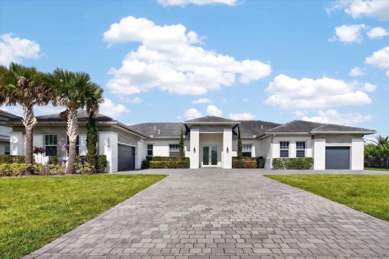 2010 Meadows Drive, Davie, FL 33324 Photo