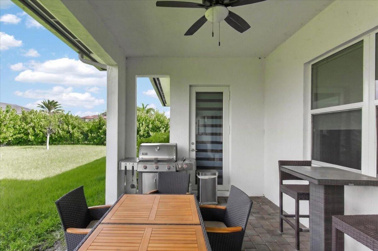 2010 Meadows Drive, Davie, FL 33324 Photo