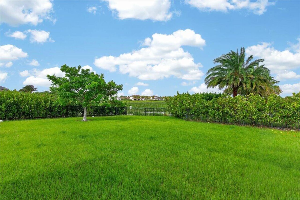 2010 Meadows Drive, Davie, FL 33324 Photo