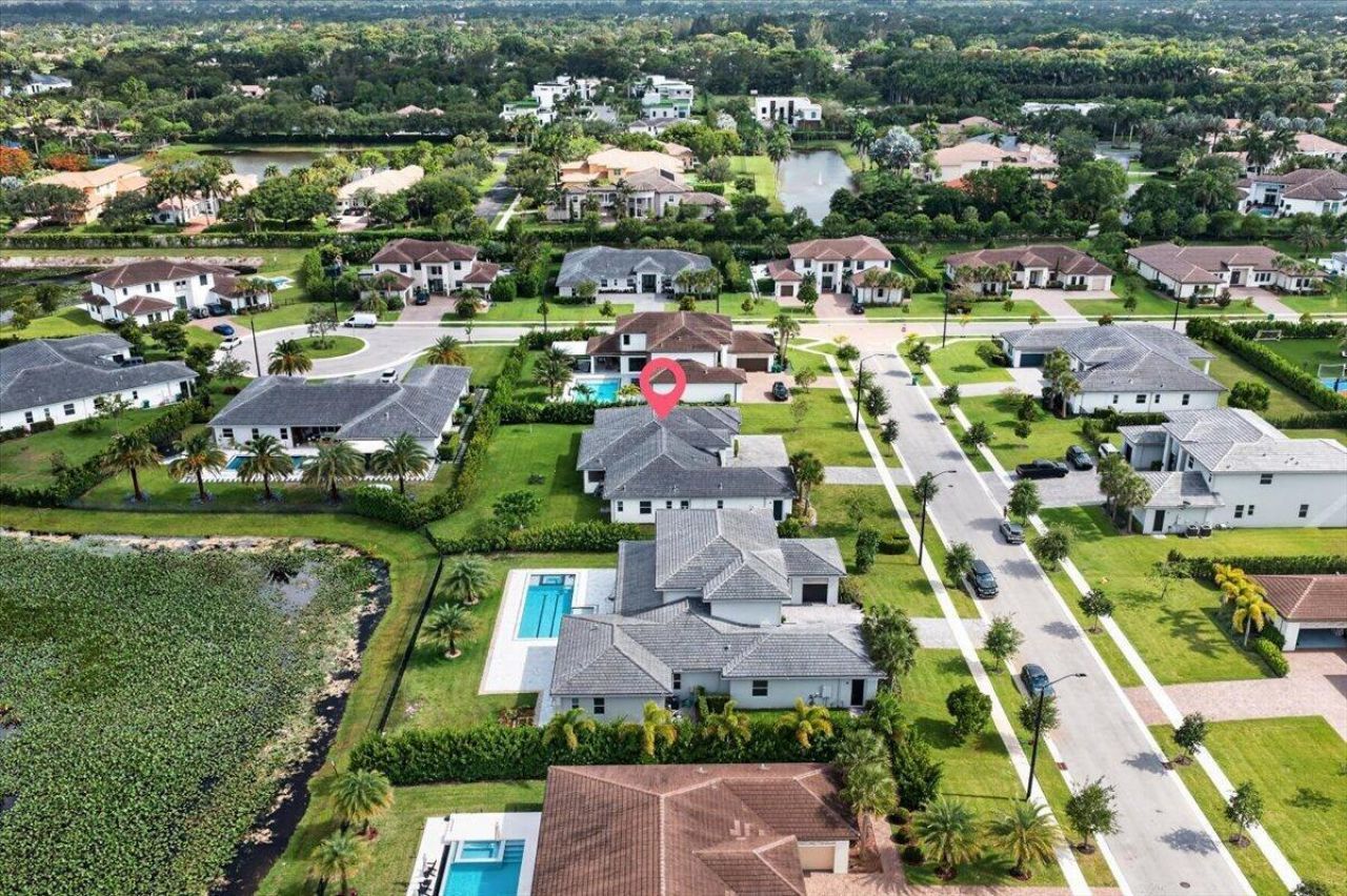 2010 Meadows Drive, Davie, FL 33324 Photo