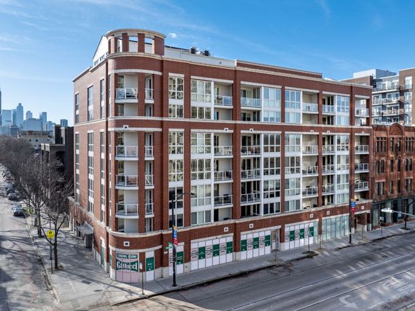 1552 N North Park Avenue , Unit 210, Chicago, IL 60610