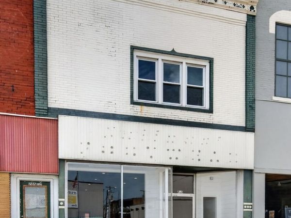 704 1/2 6th Street , Unit 2R, Mendota, IL 61342