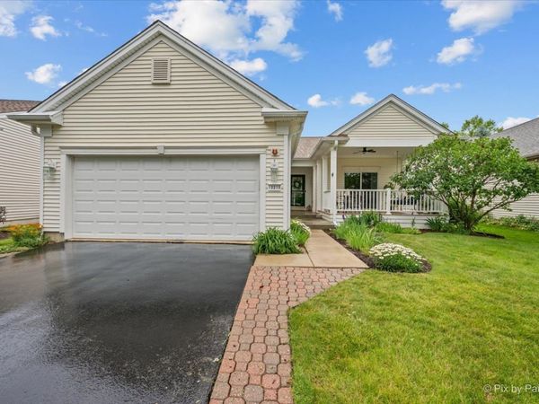 13215 Oakwood Avenue , Huntley, IL 60142