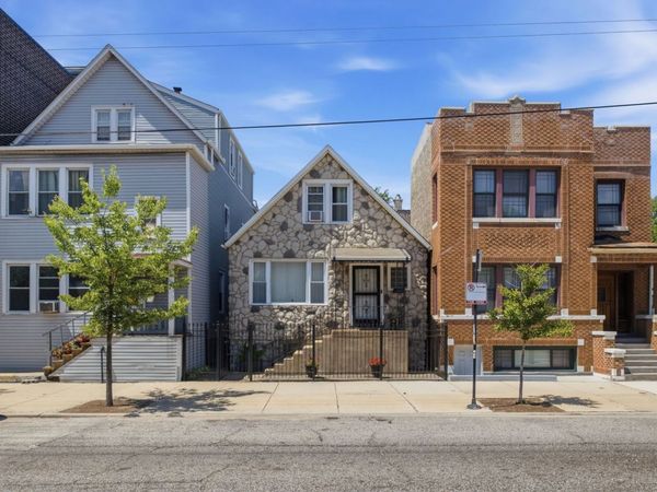 2444 N WESTERN Avenue, Chicago, IL 60647