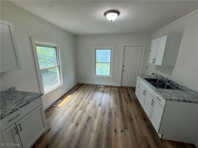 1605 Carr Street, Sandusky, OH 44870 Photo 3