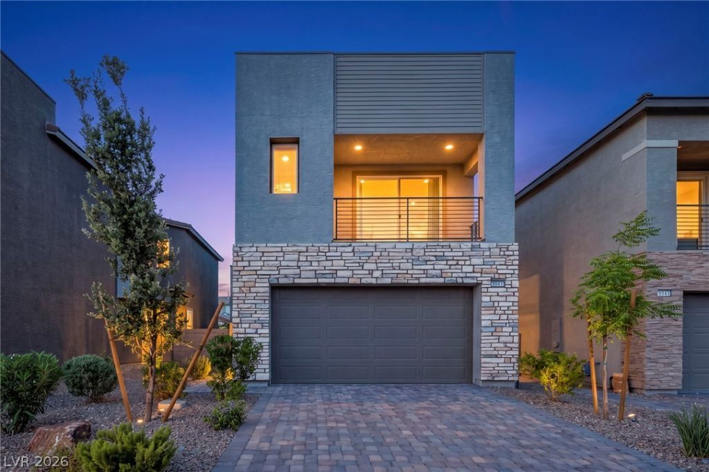 8843 Roadrunner Ravine Street, Las Vegas, NV 89166 Main Photo