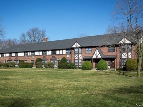 1769 August Road , Unit 1769, North Babylon, NY 11703