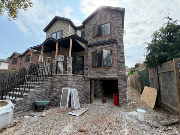 132 Hamden Avenue, Staten Island, NY 10306