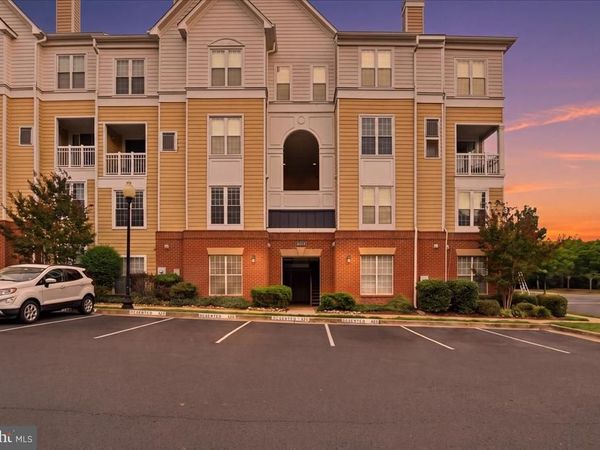 2111 HIGHCOURT LANE, Unit 201, HERNDON, VA 20170