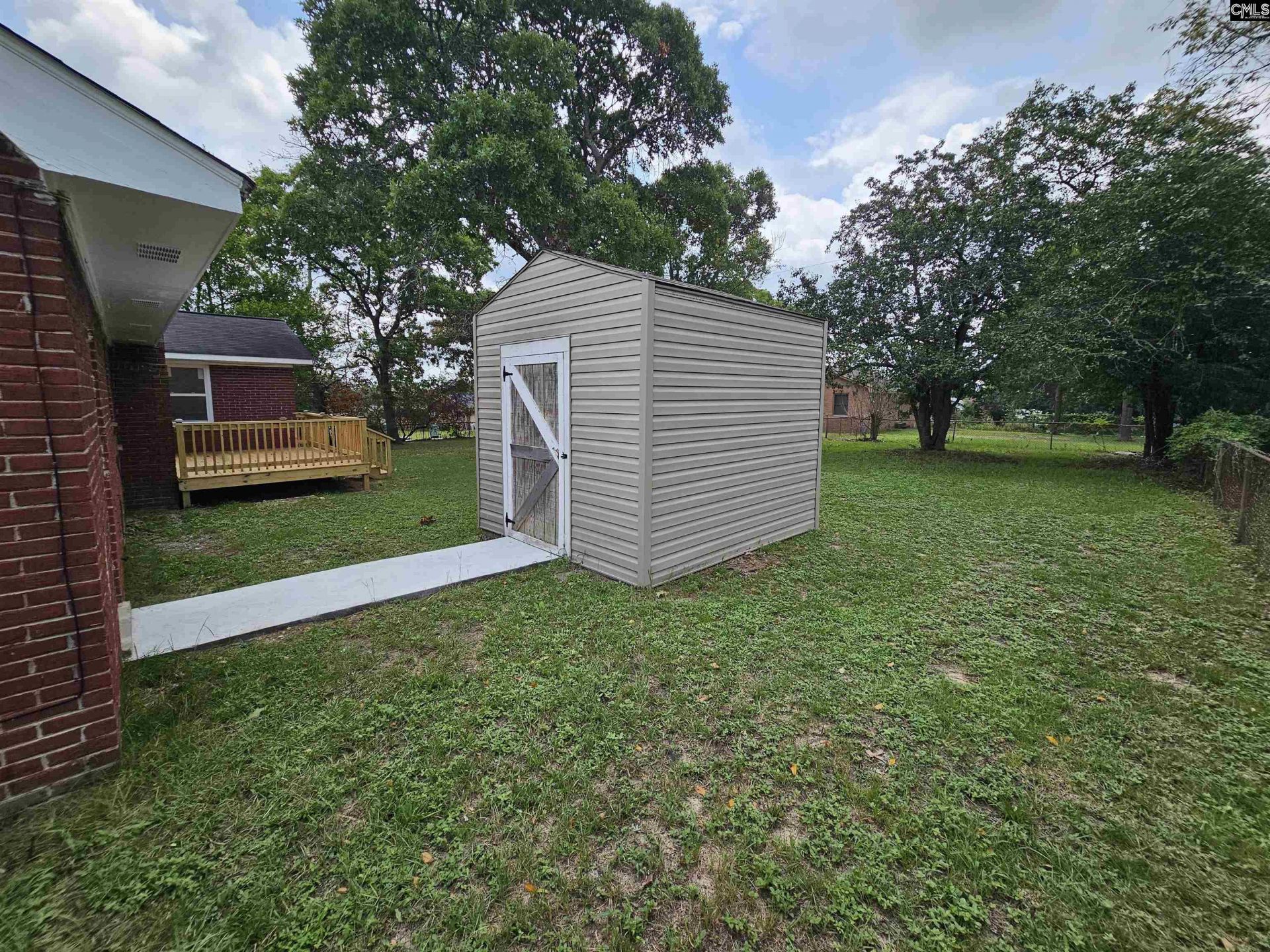 8220 Hunt Club Road  Photo 25