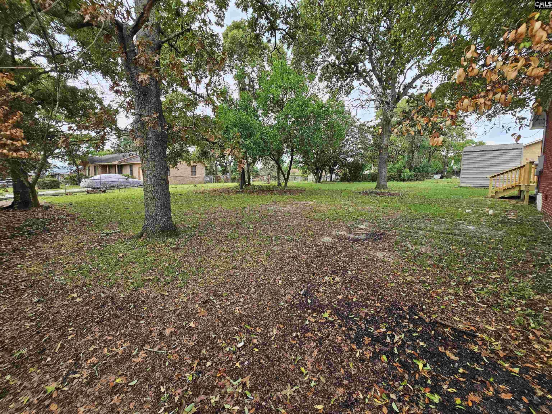 8220 Hunt Club Road  Photo 28