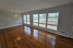 8220 Hunt Club Road  photo 4