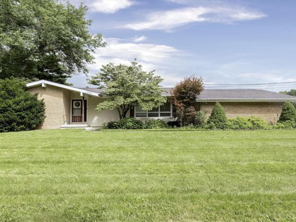 54074 Echo Lane, Bristol, IN 46507