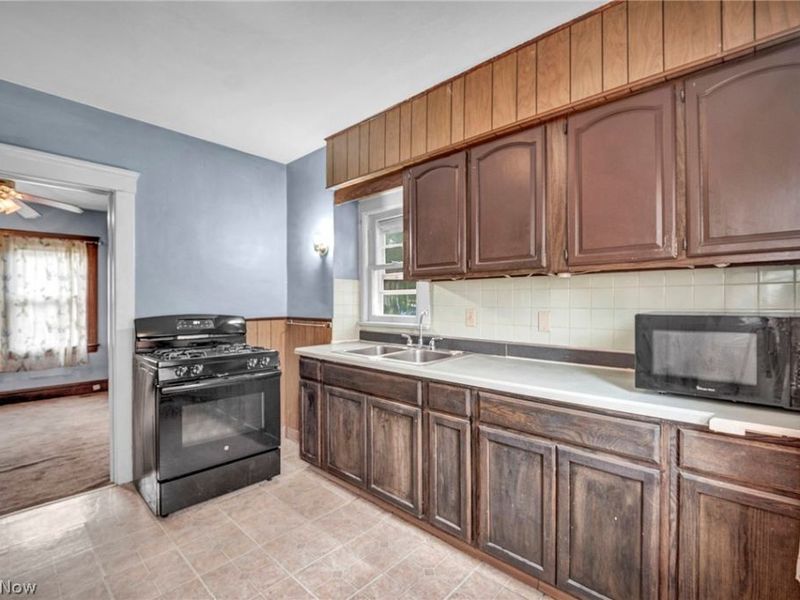 3612 Daisy Avenue , Cleveland, OH 44109 Photo 27
