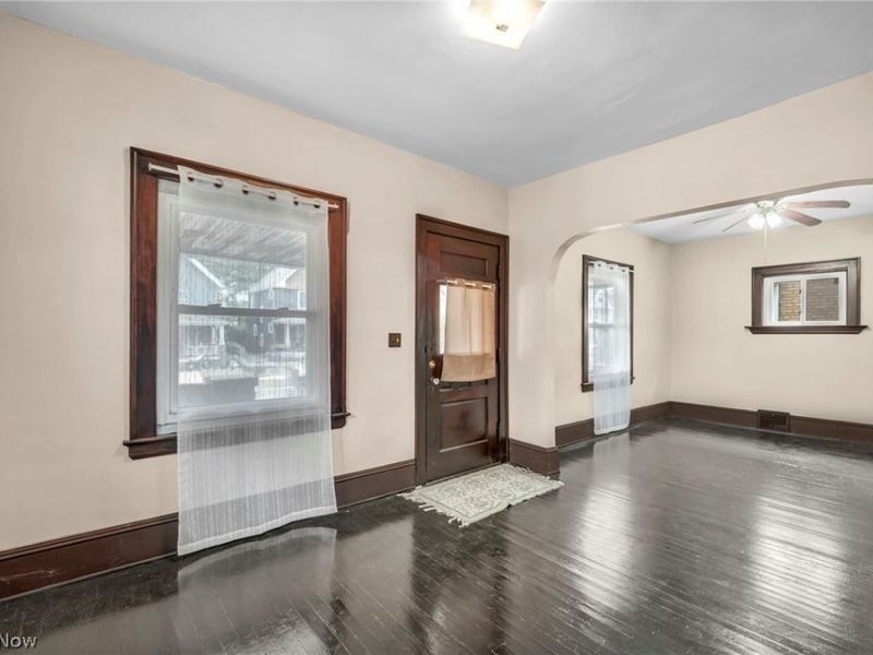 3612 Daisy Avenue , Cleveland, OH 44109 Photo 4