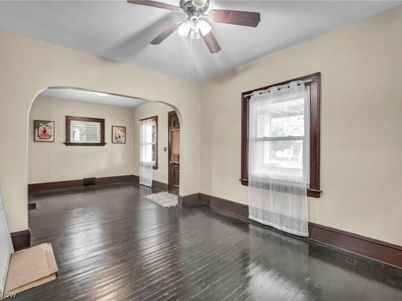3612 Daisy Avenue , Cleveland, OH 44109 Photo 5