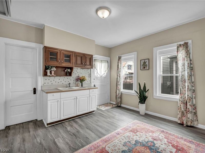 3612 Daisy Avenue , Cleveland, OH 44109 Photo 9