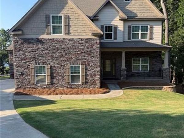 1001 Overlook Drive , Villa Rica, GA 30180