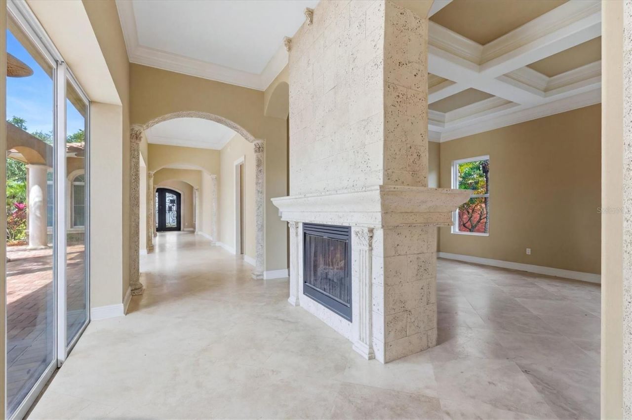 1304 Jumana Loop, Apollo Beach, FL 33572 Photo
