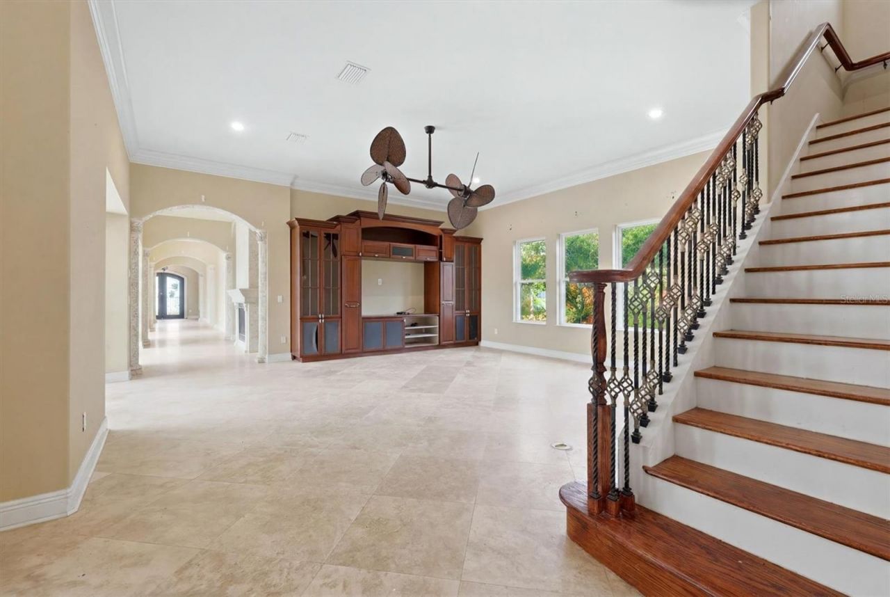 1304 Jumana Loop, Apollo Beach, FL 33572 Photo
