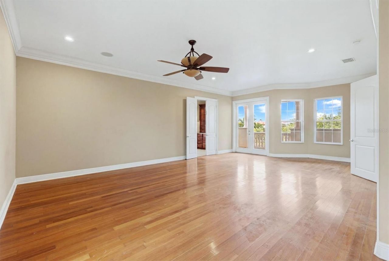 1304 Jumana Loop, Apollo Beach, FL 33572 Photo