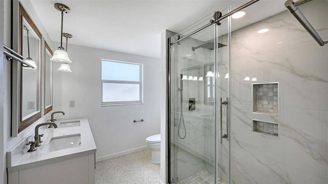 6711 S Lockwood Ridge Road, Sarasota, FL 34231 Photo