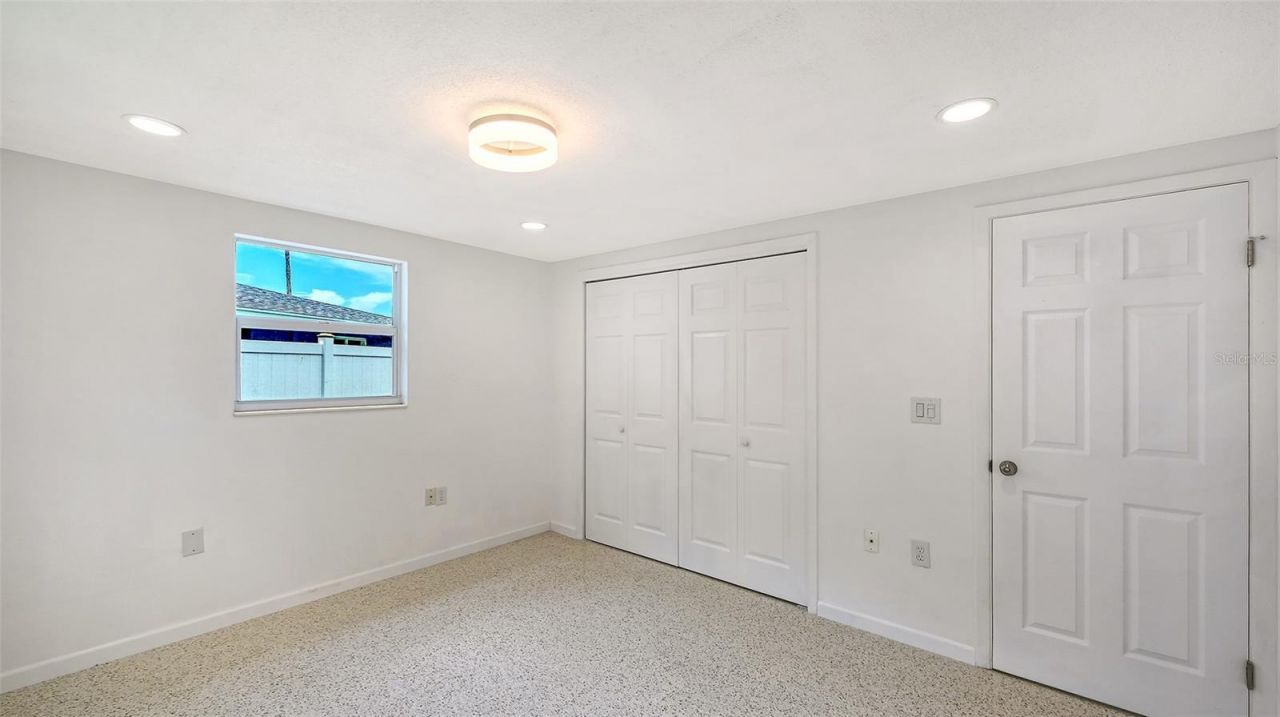 6711 S Lockwood Ridge Road, Sarasota, FL 34231 Photo