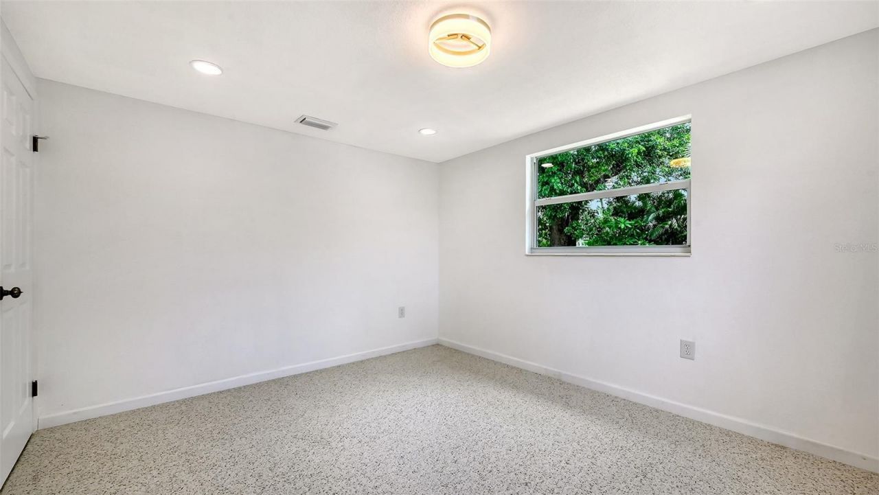 6711 S Lockwood Ridge Road, Sarasota, FL 34231 Photo