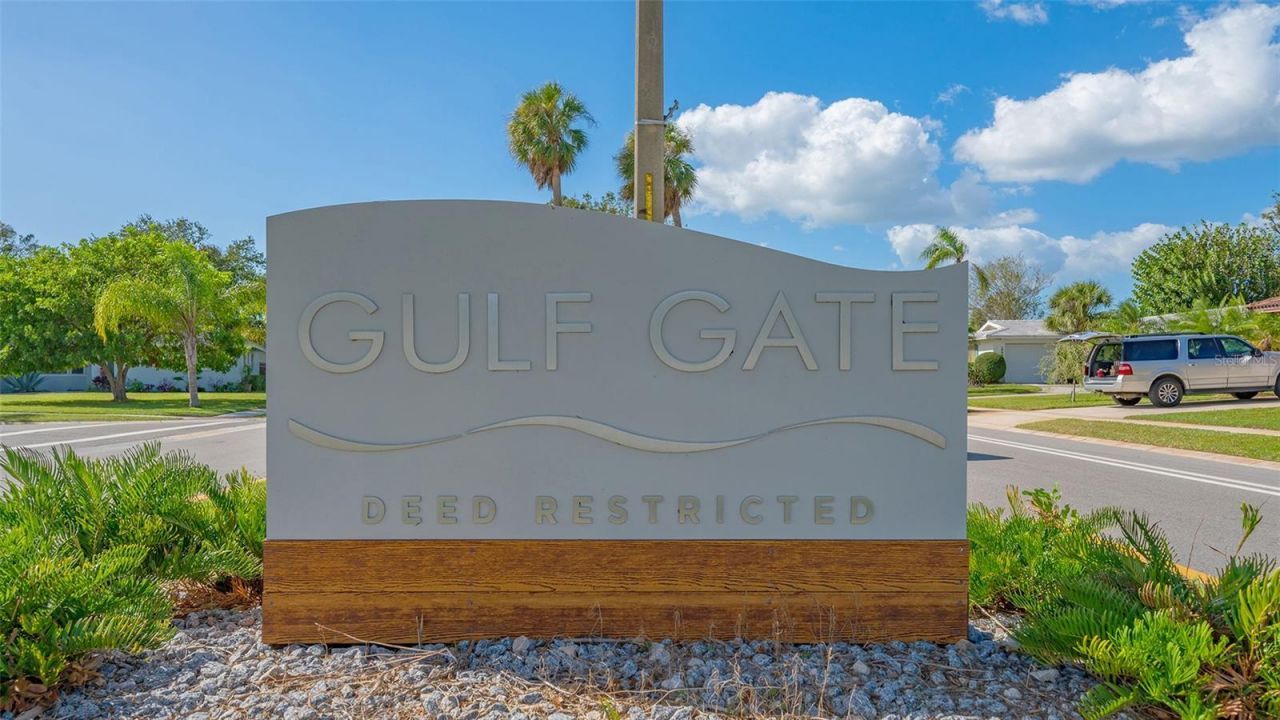 6711 S Lockwood Ridge Road, Sarasota, FL 34231 Photo