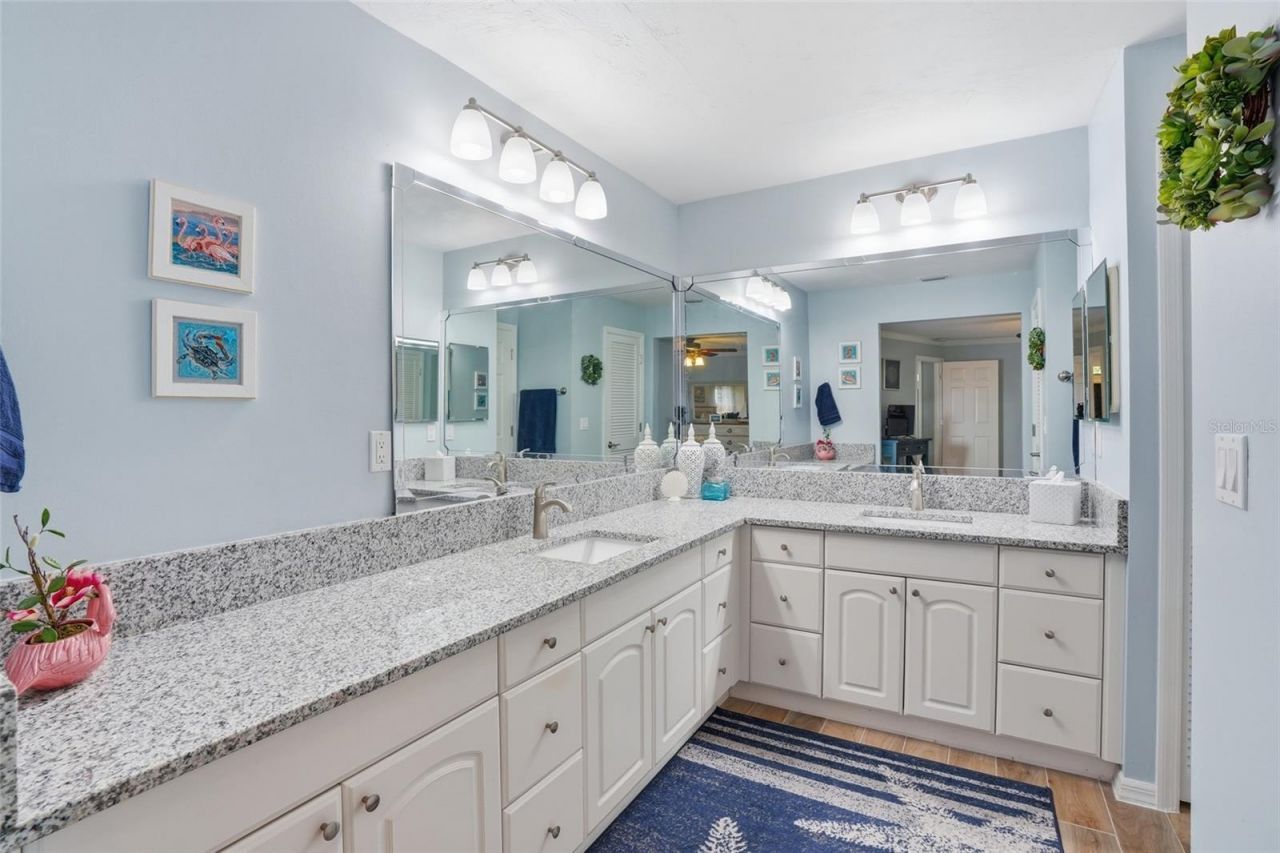 3221 SE 10th Avenue, Cape Coral, FL 33904 Photo