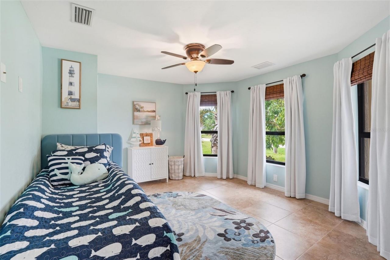 3221 SE 10th Avenue, Cape Coral, FL 33904 Photo