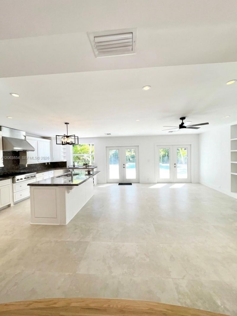 12345 SW 63rd Ave, Pinecrest, FL 33156 Photo