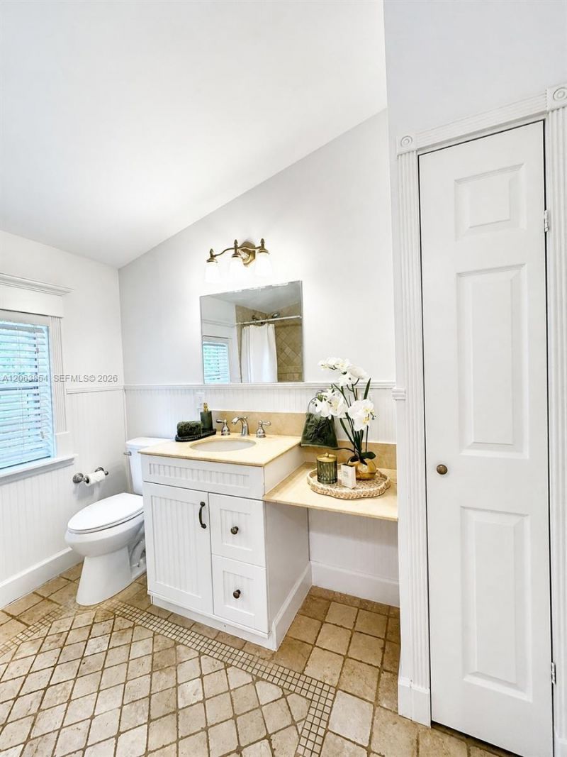 12345 SW 63rd Ave, Pinecrest, FL 33156 Photo