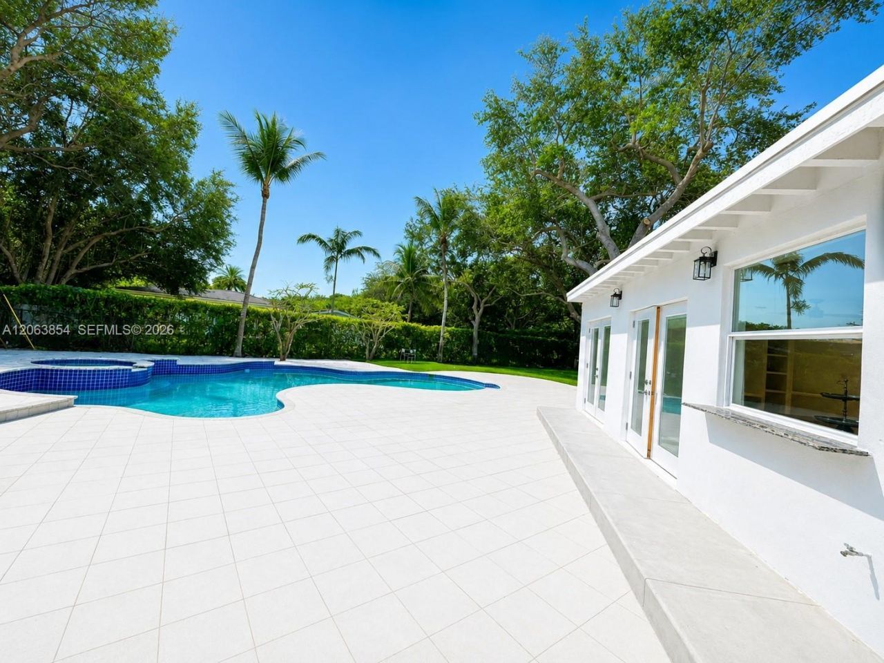 12345 SW 63rd Ave, Pinecrest, FL 33156 Photo
