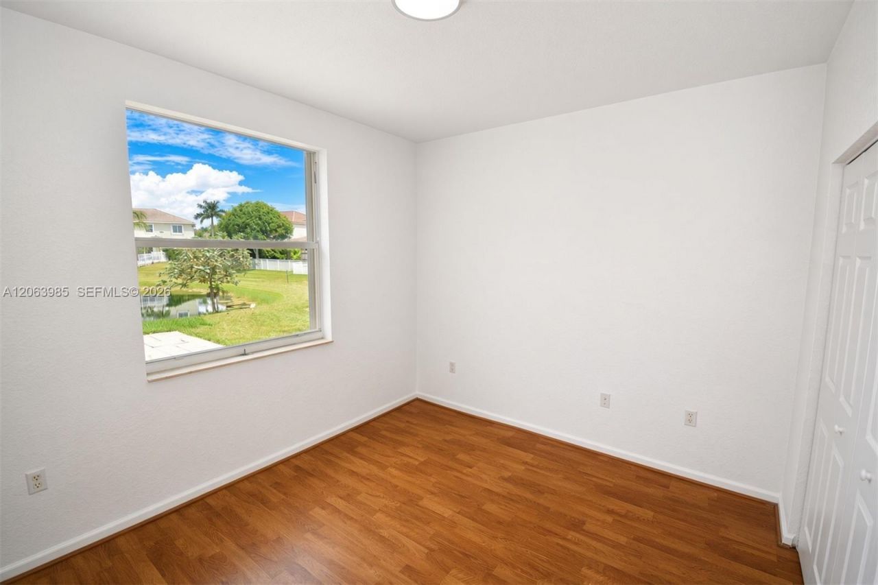 8765 SW 208th St, Cutler Bay, FL 33189 Photo