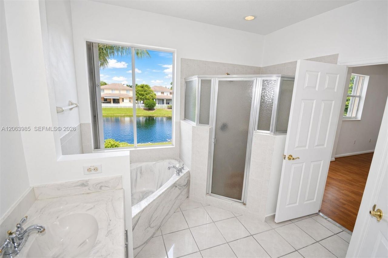 8765 SW 208th St, Cutler Bay, FL 33189 Photo