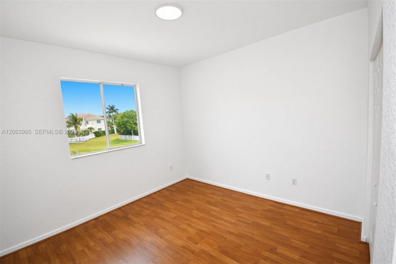 8765 SW 208th St, Cutler Bay, FL 33189 Photo