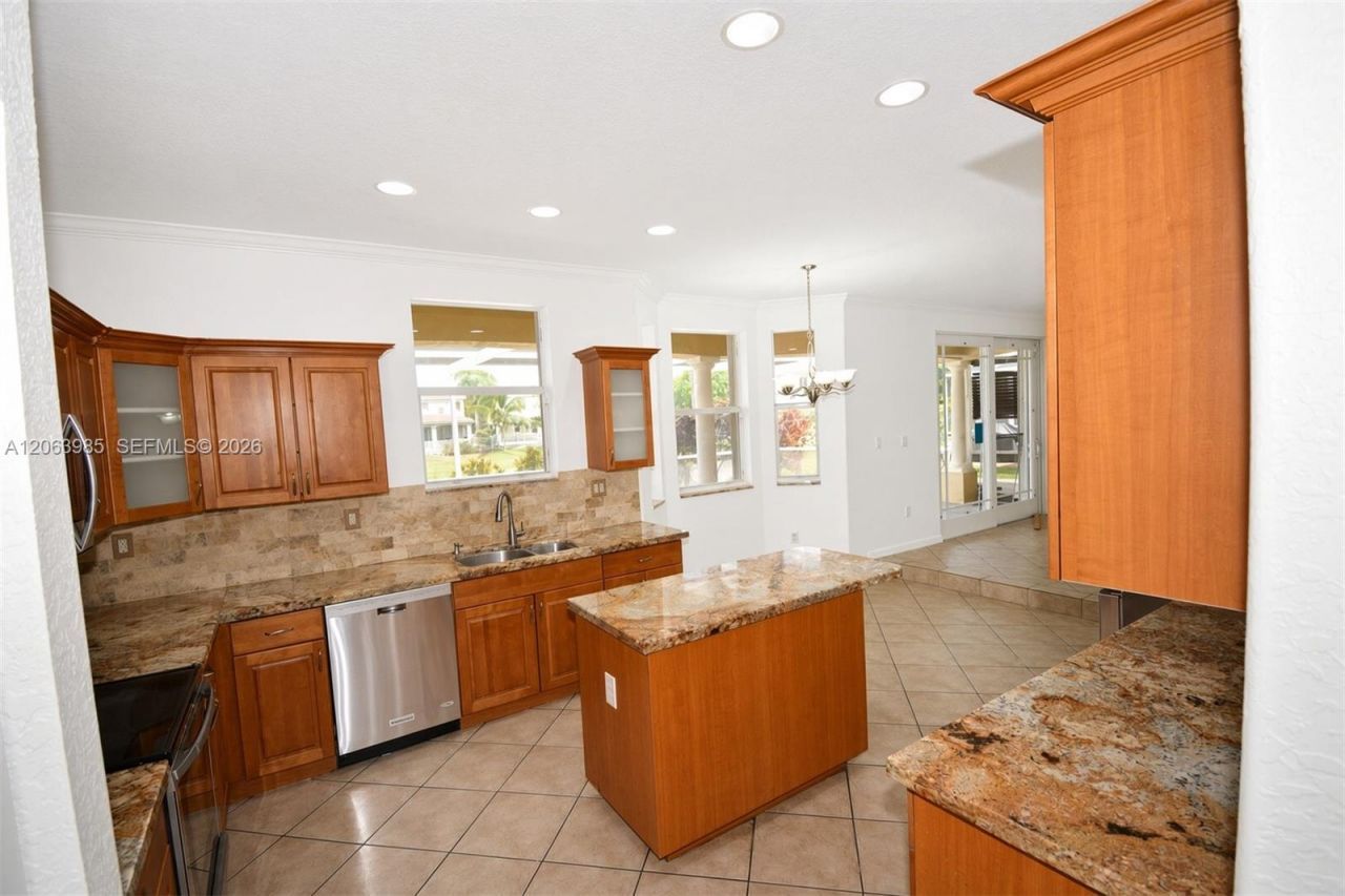 8765 SW 208th St, Cutler Bay, FL 33189 Photo