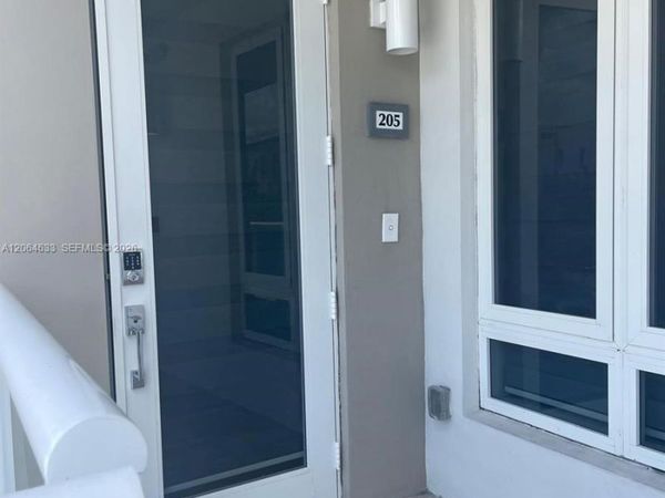 10220 NW 63rd Ter, Unit 205, Doral, FL 33178