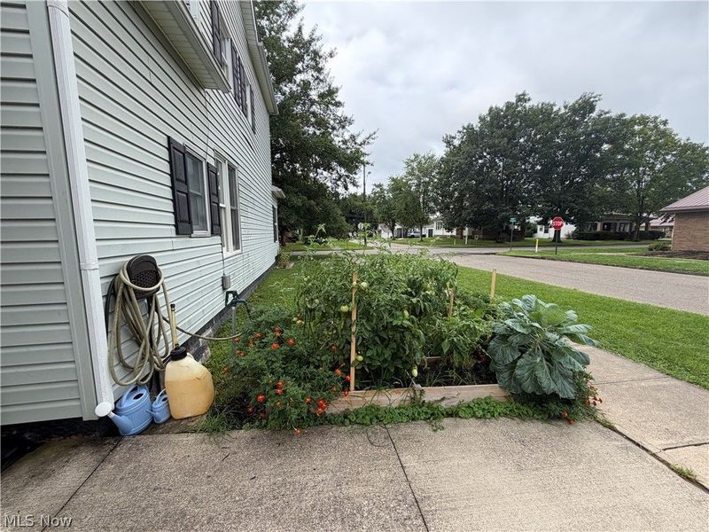 616 Fairground Street , Caldwell, OH 43724 Photo 3