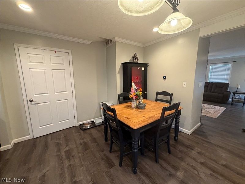 616 Fairground Street , Caldwell, OH 43724 Photo 8