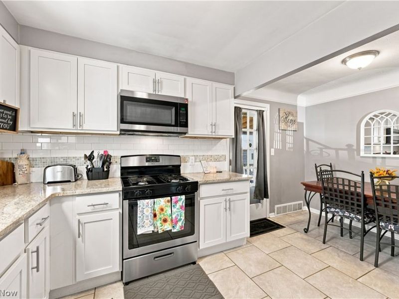 13209 Rockside Road, Garfield Heights, OH 44125 Photo 7